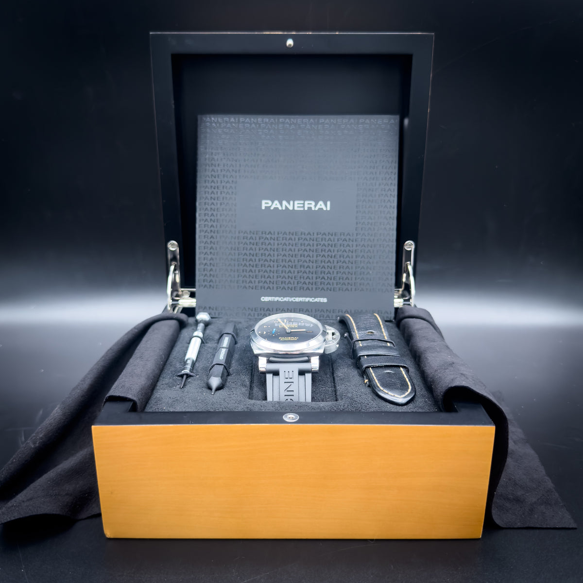Panerai Luminor Marina 1950 3 Days Automatic Pam01359 44mm PAM 01359