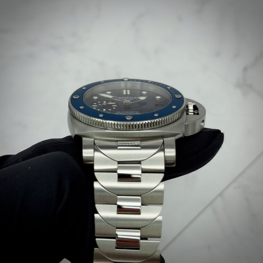 Panerai Submersible 42mm PAM01068 Blu Notte