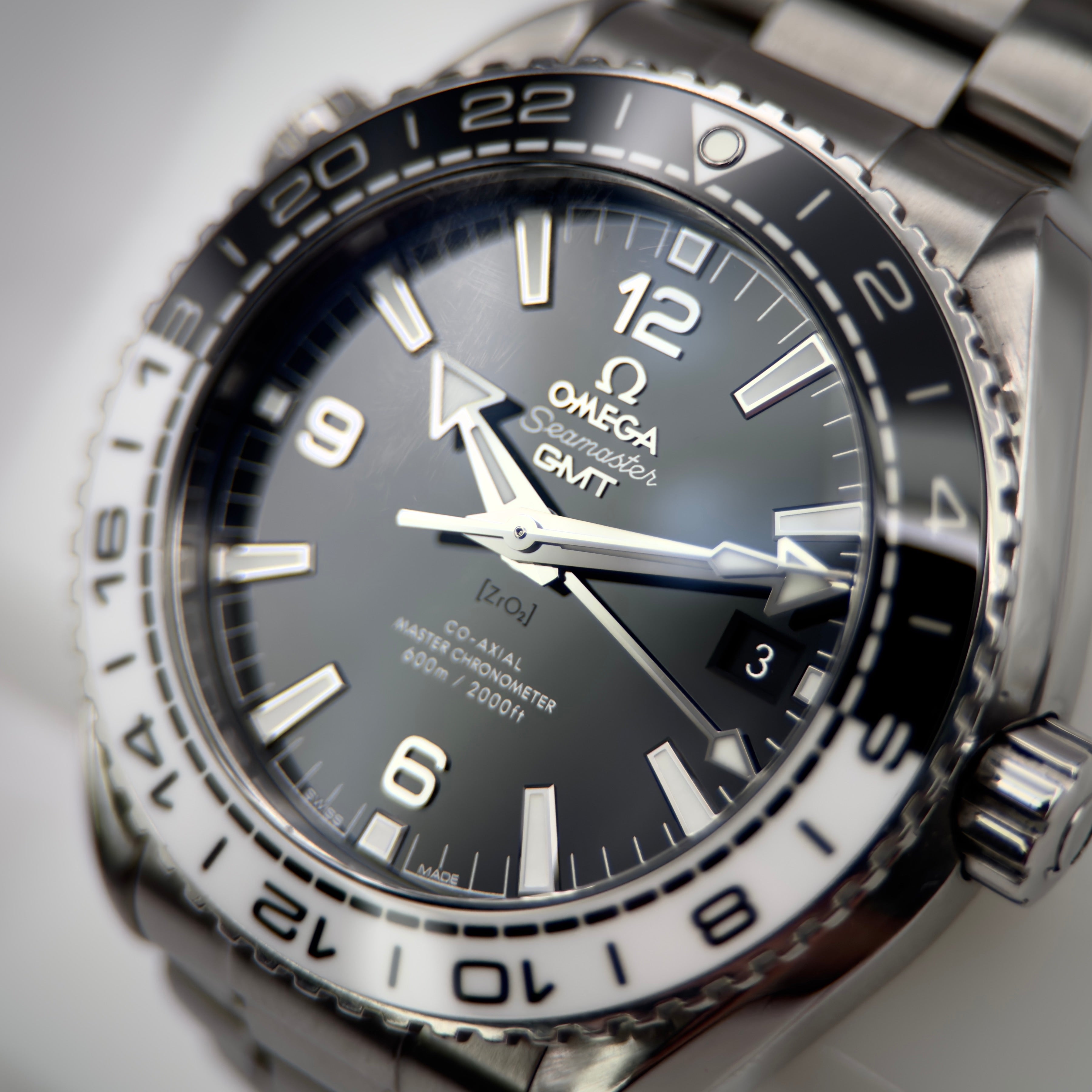Omega Seamaster Planet Ocean 43.5mm 215.30.44.22.01.001