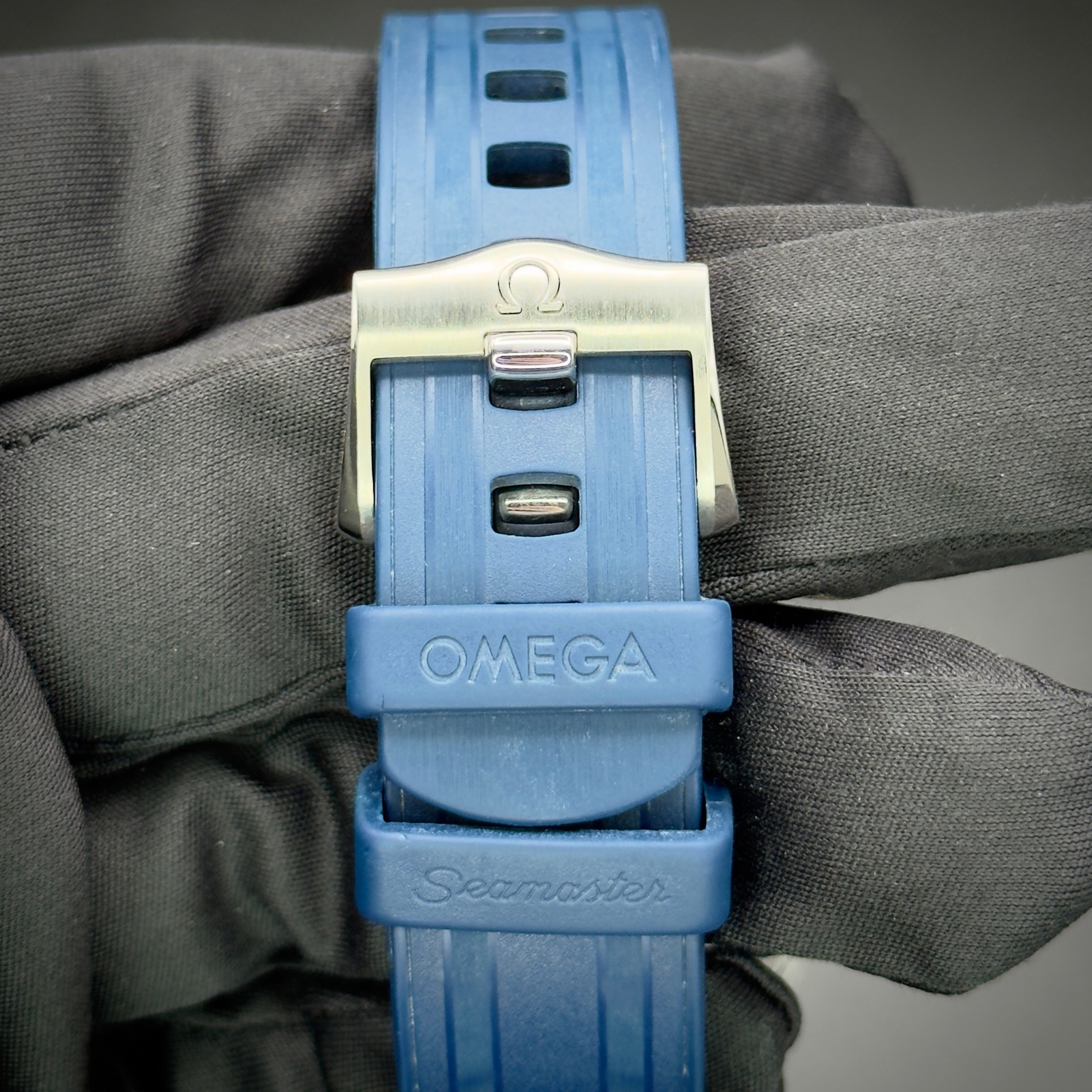 Omega Seamaster Diver 300 M 42mm 210.32.42.20.03.001