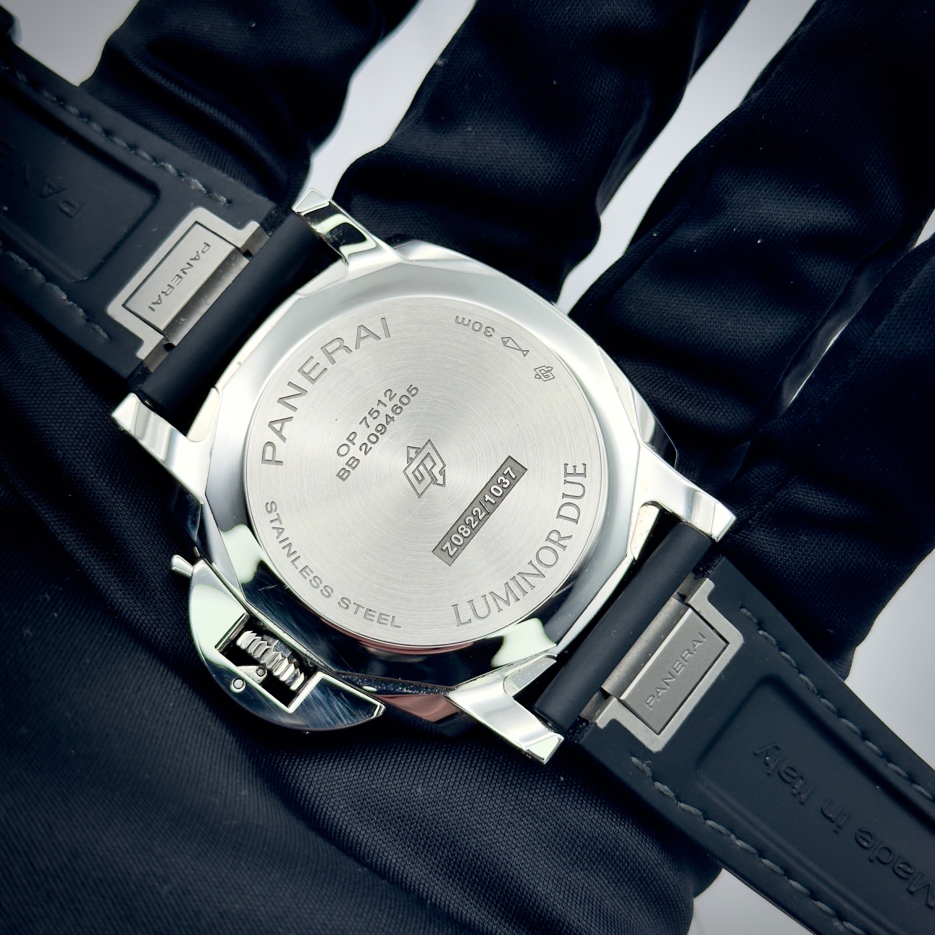 Panerai Luminor Due Luna Rossa Pam01381 42mm PAM 01381