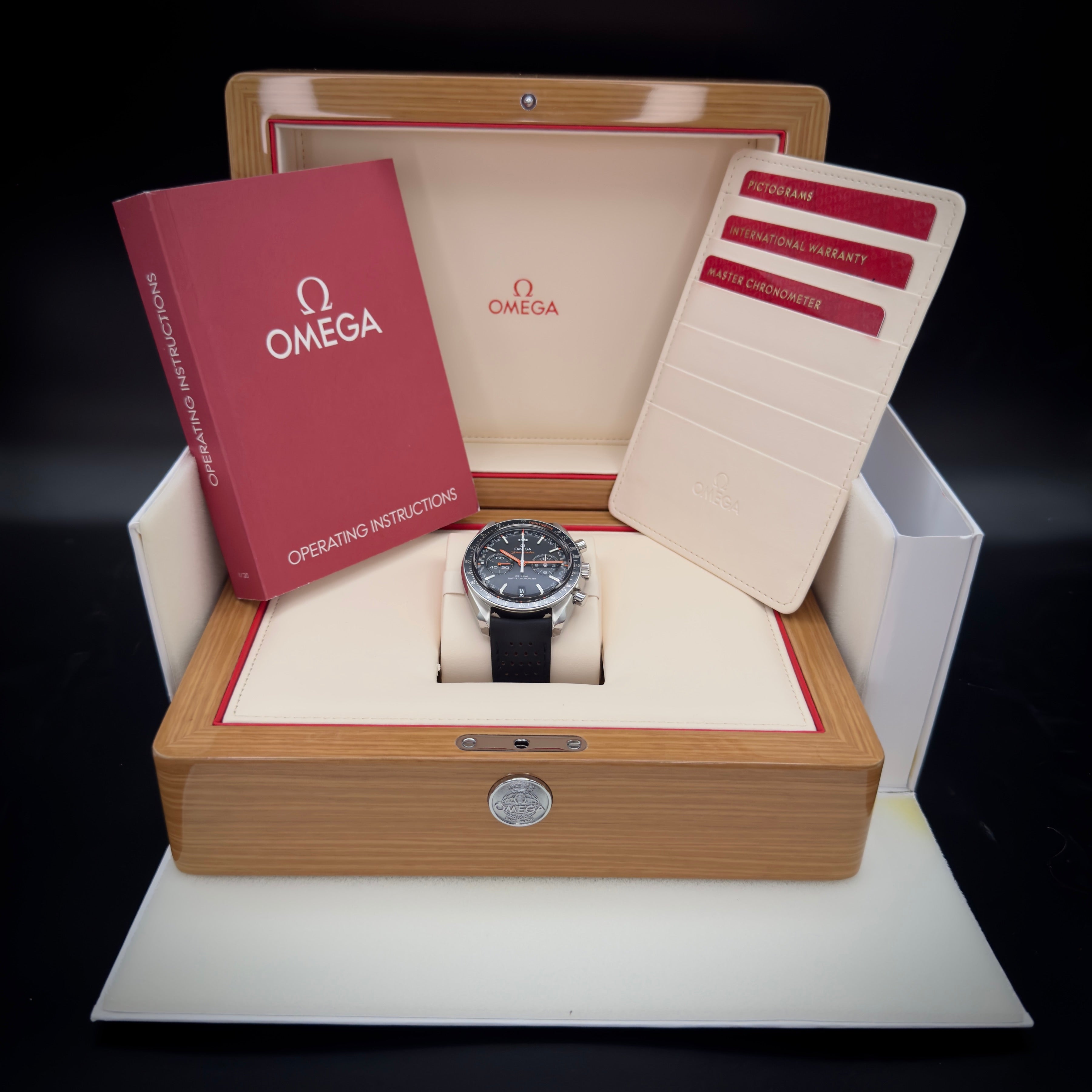 Omega Speedmaster Racing