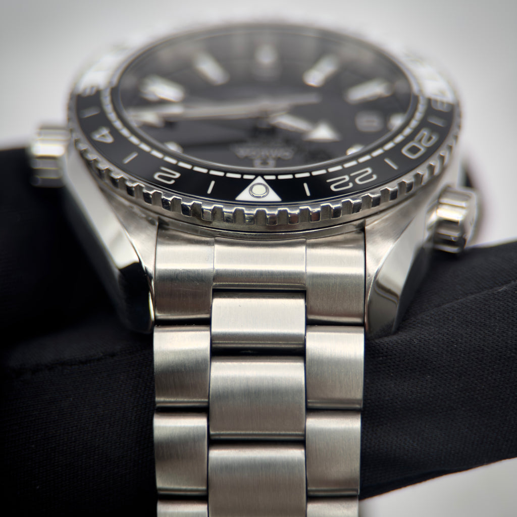 Omega Seamaster Planet Ocean 43.5mm 215.30.44.22.01.001