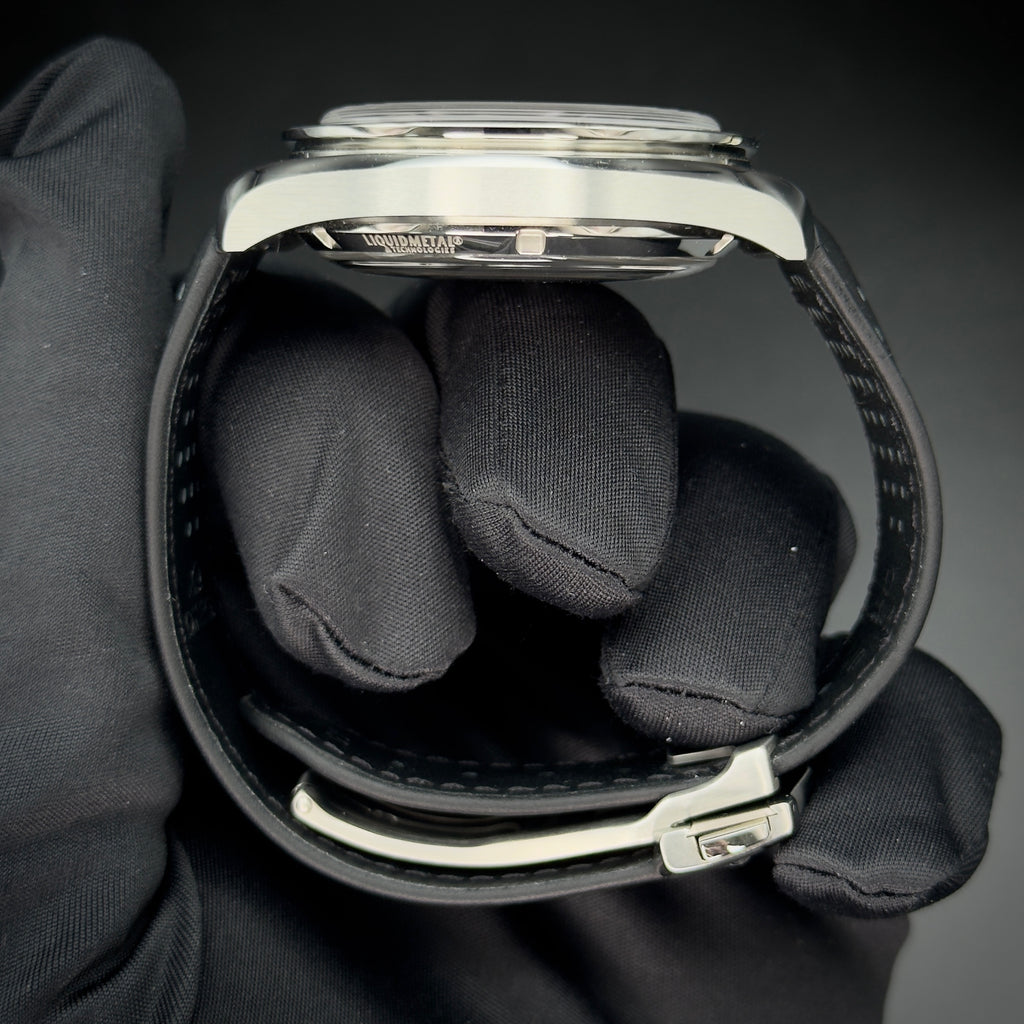 Omega Speedmaster Racing