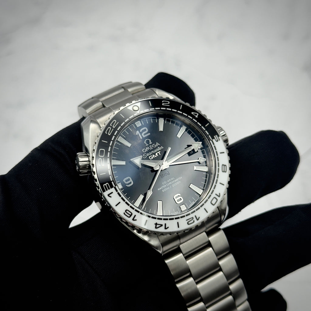 Omega Seamaster Planet Ocean 43.5mm 215.30.44.22.01.001